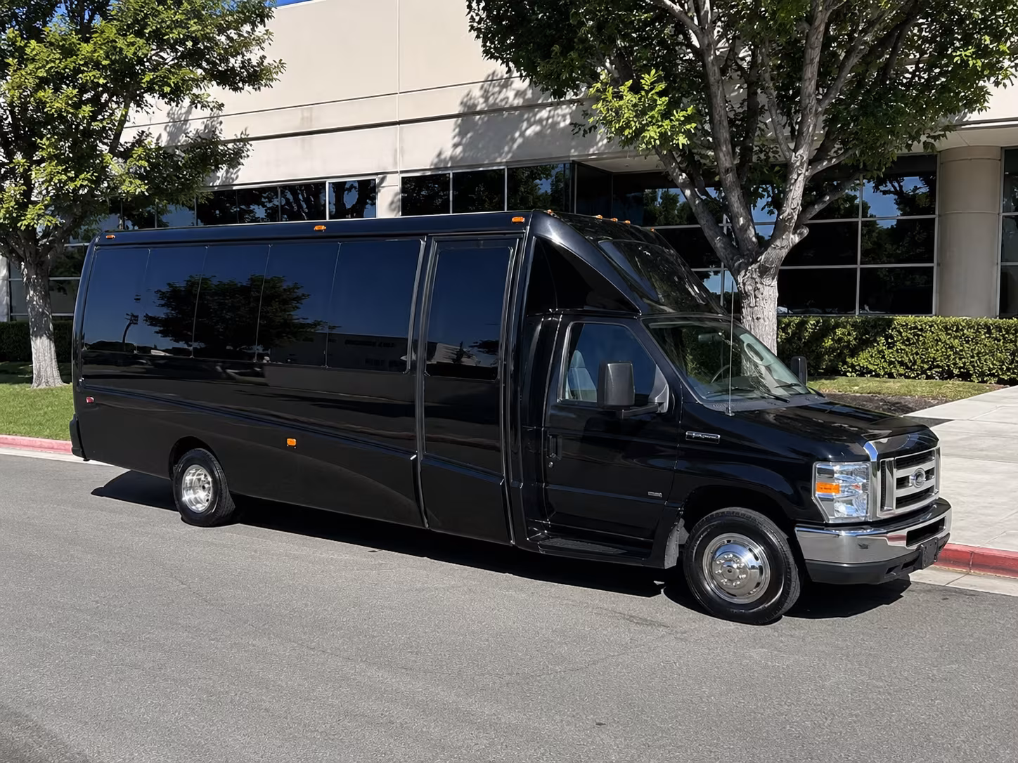 Gilbert Birthday, Sweet 16, & Quinceañera Transportation group transportation