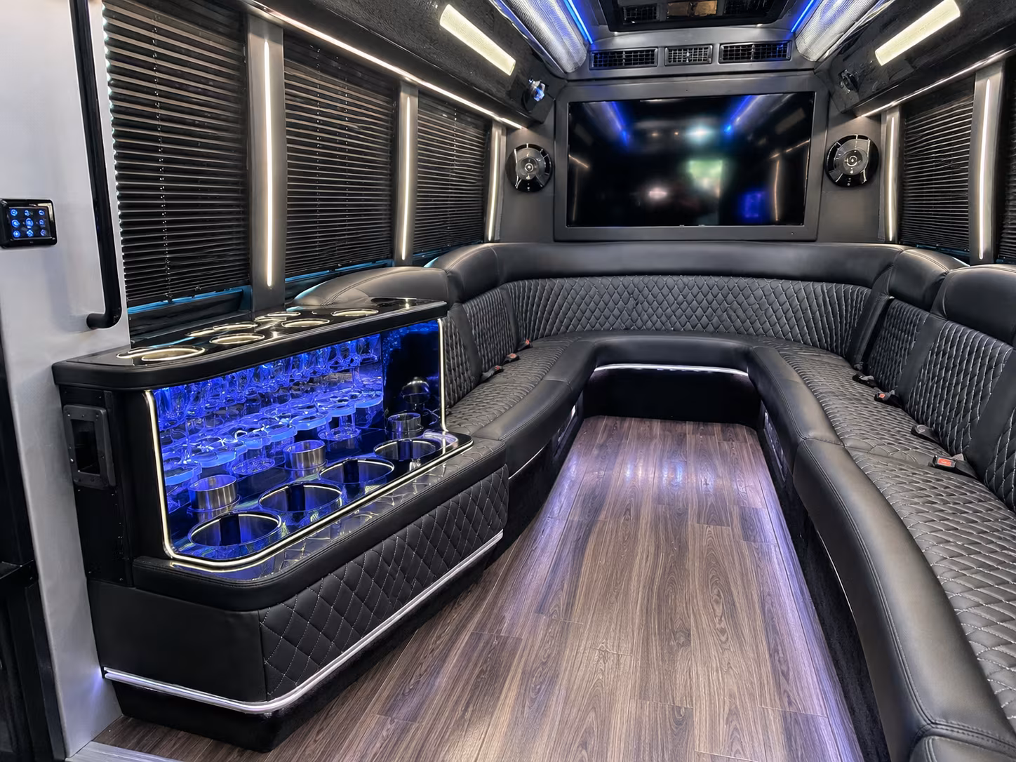 Gilbert Birthday, Sweet 16, & Quinceañera Transportation onboard seating