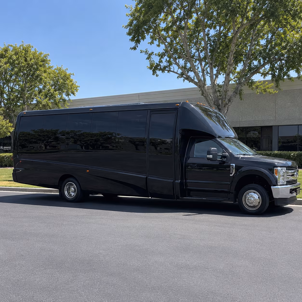 Gilbert Winery Tour & Pub Crawl Transportation pickup coordination