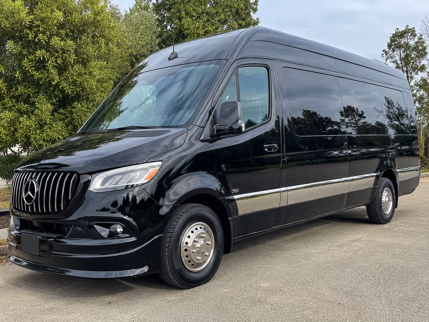 Phoenix Wedding Transportation & Shuttle Service