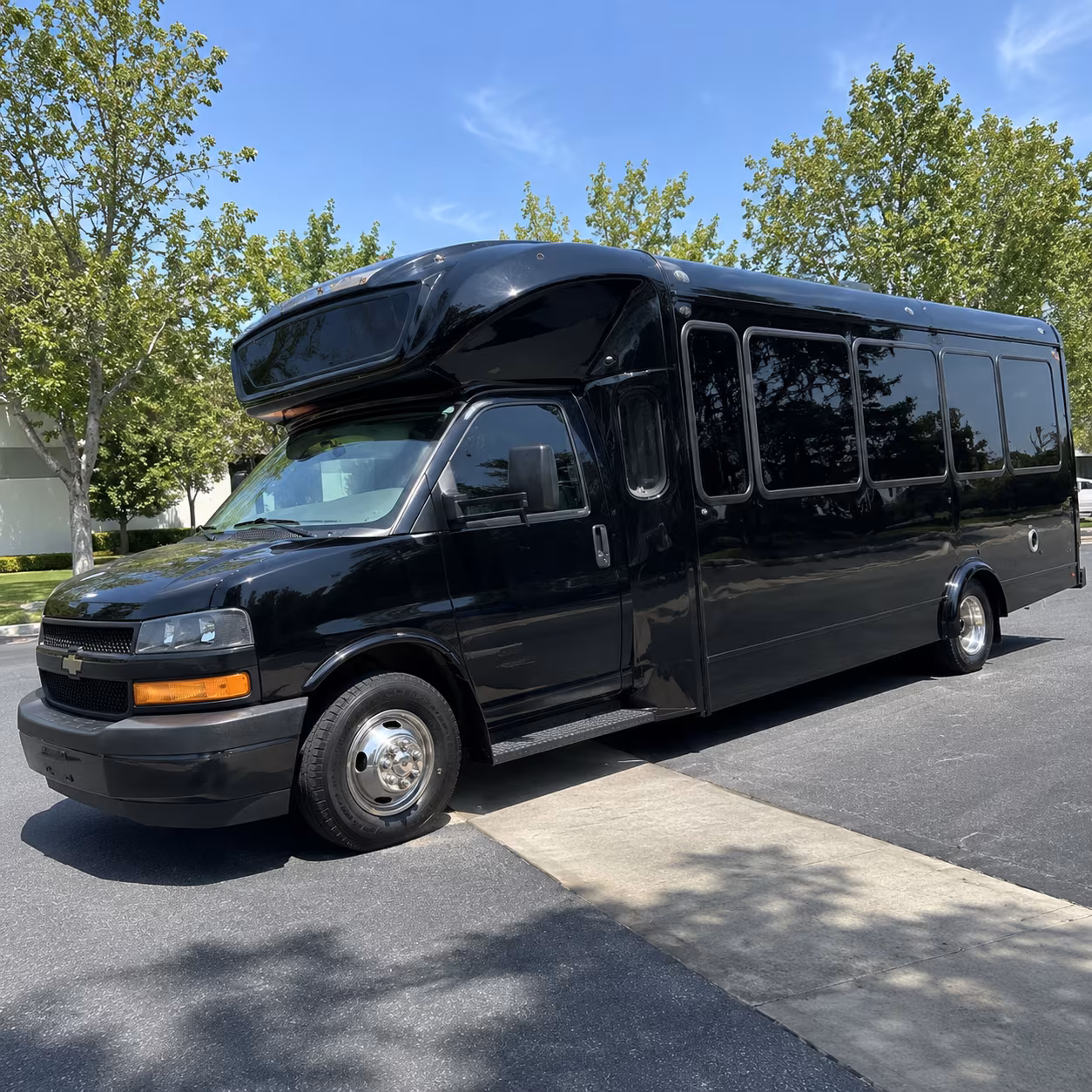 Phoenix Winery Tour & Pub Crawl Transportation