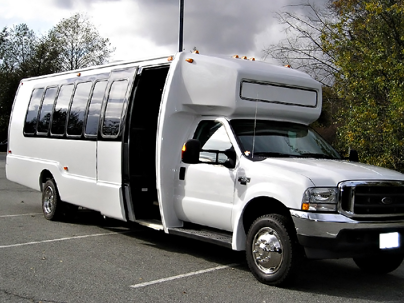 Gilbert 22 Passenger Party Bus